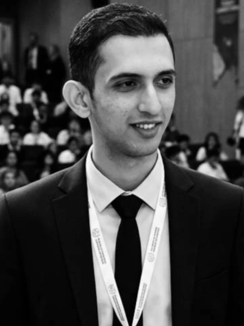 پوریا احمدی امیرآبادی